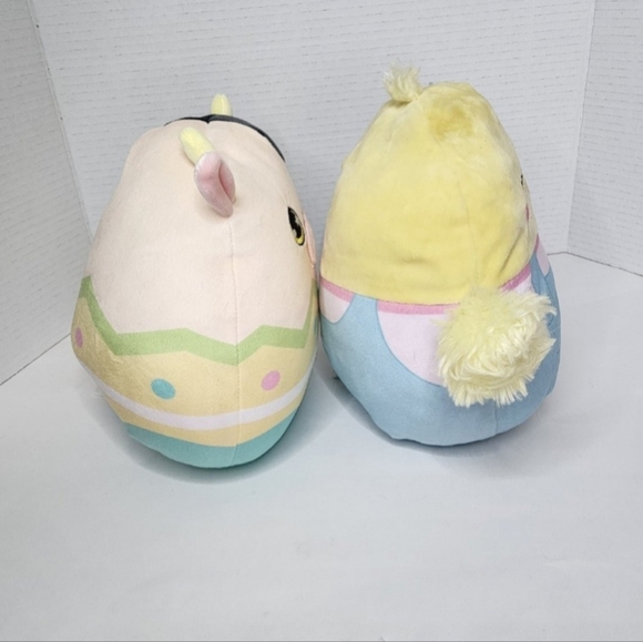 Squishmallow Set of Easter Exclusives Conner in Egg and Aimee in Overalls - Picture 3 of 4